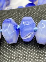 Collana realizzata con splendide pietre di agata viola - immagine 4