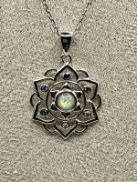 Collana in Argento 925 con Ciondolo in Opale e Fiore della Vita – Gioiello Elegante e Spirituale