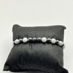 Bracciale in Howlite e Ematite Naturali da 6 mm – Calma, Forza ed Equilibrio