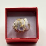 💍 Anello regolabile in acciaio dorato con pietra grezza di Ametista 💜✨