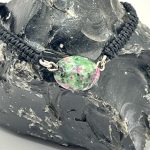 Bracciale macramè nero con pietra di Zoisite 🖤💚