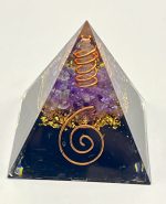 Piramide in resina 5x5 con Shungite, Ametista, rame, oro e Quarzo Ialino 🖤💜✨ – Protezione da elettrosmog