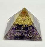 Piramide di ametista e orgonite e fiore della vita 7,5 cm - immagine 2