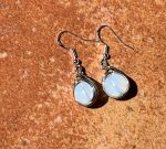 Orecchini con pietra Opalite – Luminosità e dolce armonia - immagine 3