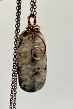 Collana in rame con drusa di Ametista – Energia, Protezione e Intuizione - immagine 2