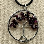 Collana Albero della Vita con Granato – Forza, Passione e Rinascita ❤️