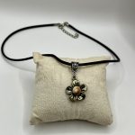Collana con Occhio di Santa Lucia a Fiore e Cordino Nero Regolabile