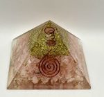 Piramide in Resina con Quarzo Rosa e Rame – Energia d’Amore e Armonia del Cuore (7,5 cm) - immagine 2