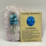Orecchini con Pietre Naturali di Larimar e Ciondolo Piuma – Armonia, Calma e Bellezza Interiore