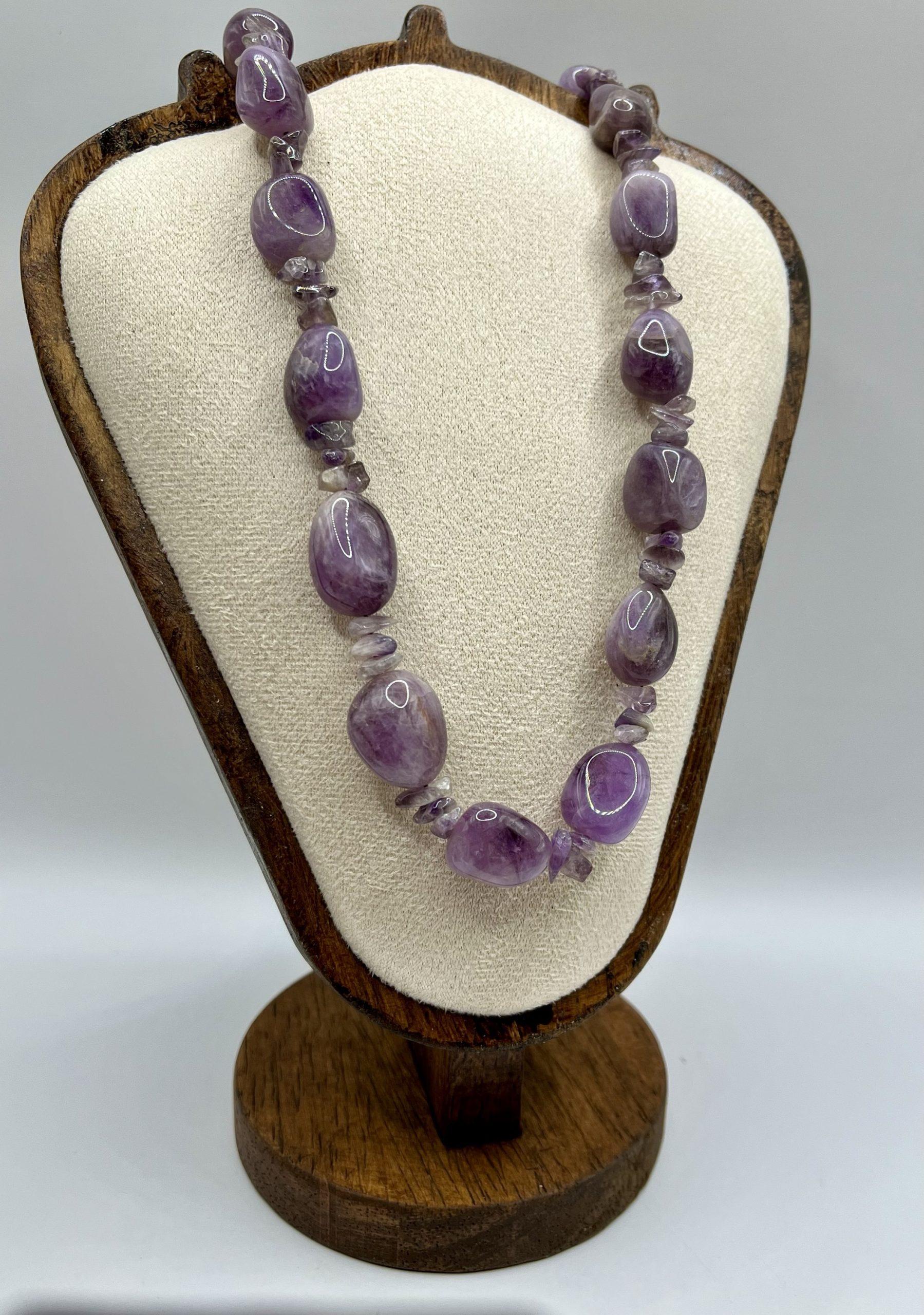 img_1234-2 🌙 “Ametista – Collana dell’Armonia e della Protezione Spirituale” - immagine 1