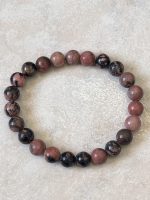 Bracciale in Rodonite – Pietra del Cuore che Aiuta a Superare il Lutto e Guarire le Emozioni