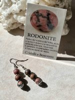 Orecchini Artigianali con Rodonite – Guarigione del Cuore e Dolcezza Emotiva❤️