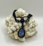 Collana in Macramè Nero con Sodalite e Agata Blue – Chiarezza Mentale, Comunicazione e Calma Interiore