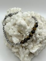 Bracciale Uomo in Acciaio con Sette Pietre di Occhio di Tigre – Forza, Protezione e Determinazione - immagine 3
