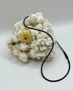 Collana con Ciondolo in Filigrana Sarda Dorata e Corallo Rosso – Tradizione e Buon Auspicio - immagine 3