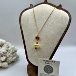 Collana Dorata con Filigrana Sarda e Su Coccu con Corallo Rosso – Tradizione e Protezione