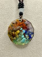 Ciondolo Sette Chakra con Simbolo Sacro – Armonia, Energia e Protezione” - immagine 2