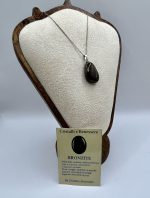 Collana con Ciondolo di Bronzite – Calma, Protezione e Forza Interiore - immagine 4